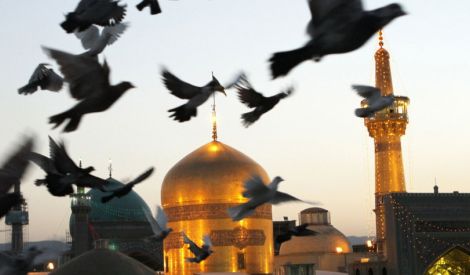 شباب: من قال إنّ الطيور وحدها تحلّق في السماء؟