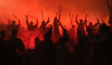 شعر: بقايا السيف(*)