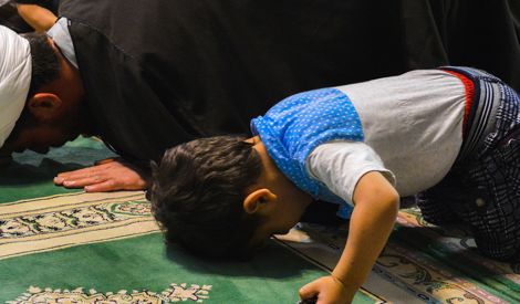 أول الكلام‏: الهجرة إلى المسجد