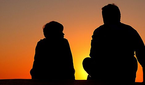 مسؤولية الأهل اْتجاه أبنائهم المراهقين‏