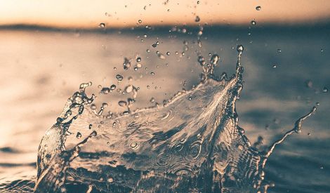 الآداب المعنوية للصلاة: في الغسل من الجنابة وآدابه