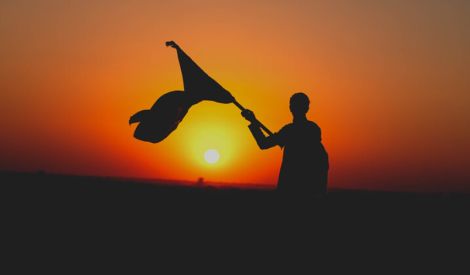 مع الإمام الخامنئيّ | الأربعون ذروة التبيين(*)