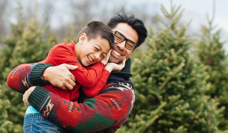 العاطفة سرّ التواصل الأسريّ