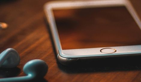 احذر عدوّك | فتصبح أنت العميل!