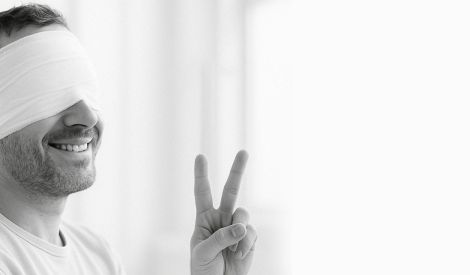 تسابيح جراح | نور إرادتي أقوى من ظلام عينَيّ