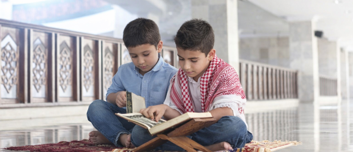 بأدبنا نحفظ بيوت الله